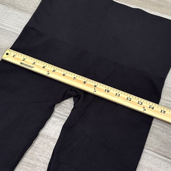 Spanx Look At Me Now Leggings Very Black Ankle Length Size XL REVOLVE FL3515 - Picture 11 of 14